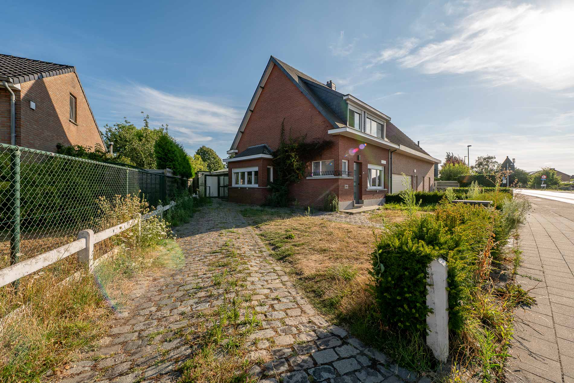 Te renoveren woning met 3 slaapkamers en werkplaats – Sint-Katelijne-Waver