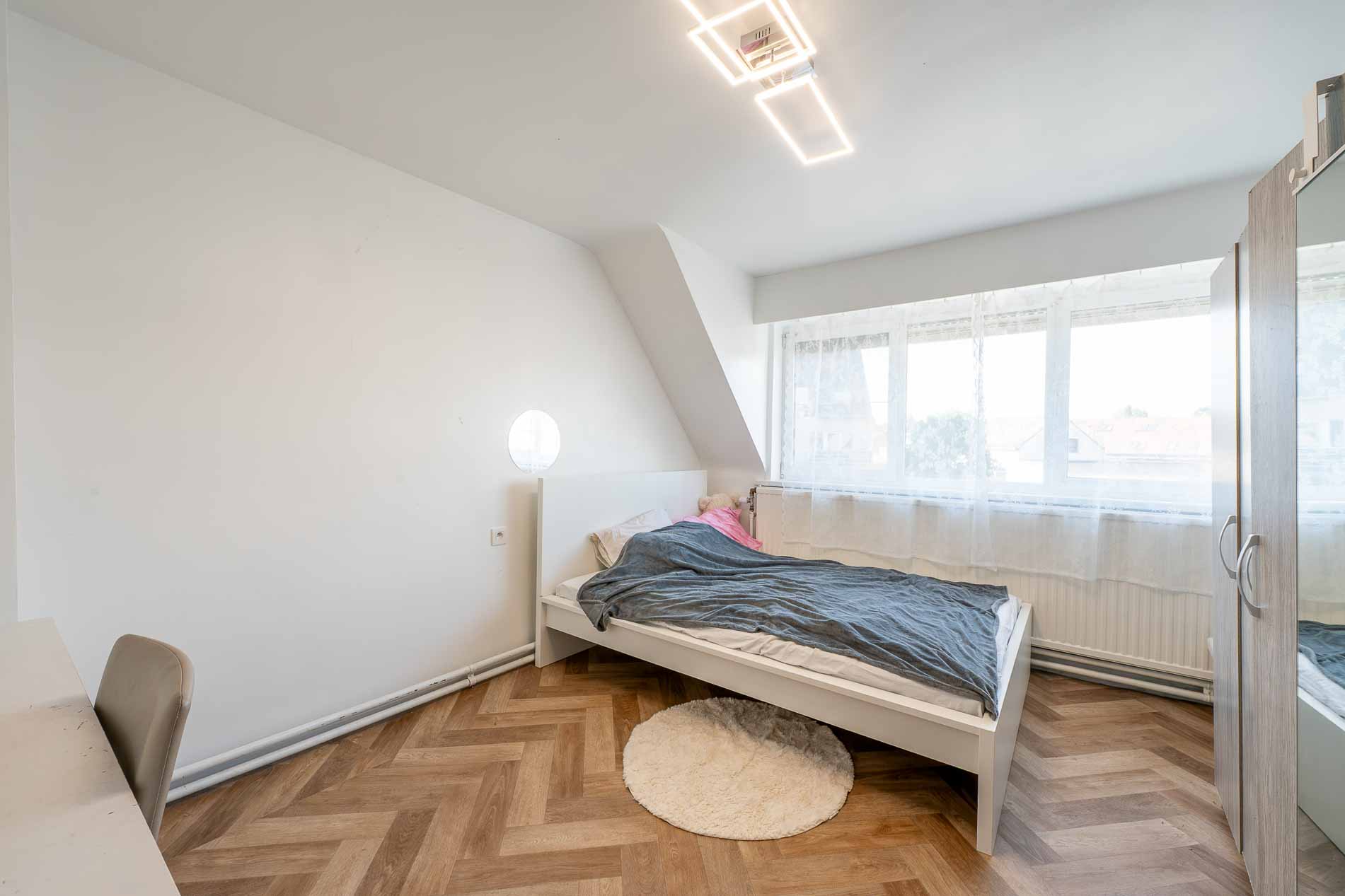 Te renoveren woning met 3 slaapkamers en werkplaats – Sint-Katelijne-Waver